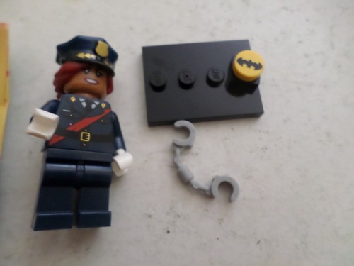 LEGO - Batman Movie - Series 1 - Mini figure - Barbara Gordon ## - Picture 2 of 3
