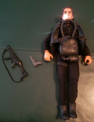 POWER TEAM ELITE WORLD PEACEKEEPERS NAVY SEAL MAN 12" Posable w/ Accessories - Picture 4 of 9