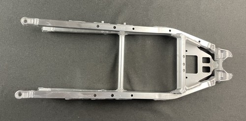 NEU GEN APRILIA RSV4 & TUONO 1000 / TUONO 1100 2009-2016 SATTELSTÜTZE 858849 - Bild 4 von 6
