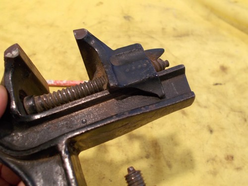 TORNILLO DE BANCO VINTAGE 1-1/2" abrazadera - Imagen 5 de 5