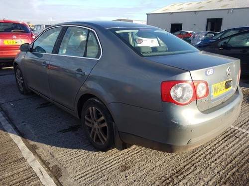 Volkswagen Jetta 2008 Manual Handbook Wallet (Service Manual) Used #1037277-29 - Picture 6 of 8