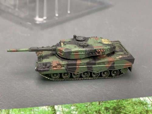 1:144 Takara Panzertales World Tank Museum 06 Series Leopard 2 CB D0705 - Picture 5 of 11