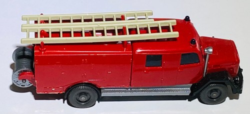 WIKING 61n MAGIRUS MERCUR 150 FIRE TRUCK (LÖSCHRAHRZEUG) LF 16 - HO 1/87 - 第 6/7 張圖片
