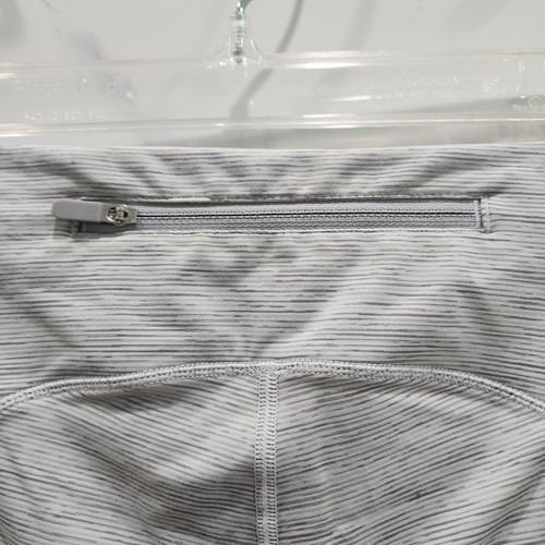Lululemon Speed Up Crop 21" Wee Are From Space Nimbus Battleship Size 4 - Picture 3 of 7