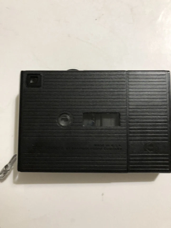 Vintage Eastman Kodak Disc 4000 Camera W/ Strap-Untested-Free Shipping - Image 2 of 4