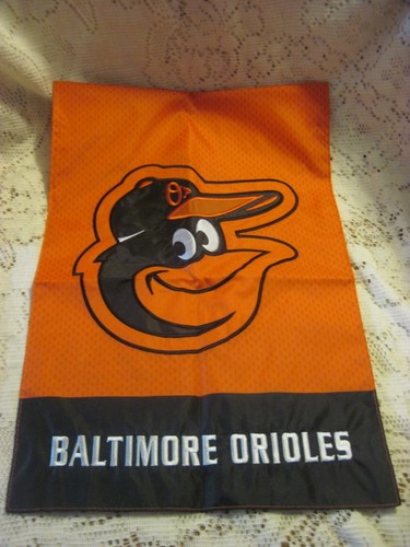 BALTIMORE ORIOLES NYLON APPLIQUE GARDEN FLAG 12" X 18" 2-SIDE NEW ORANGE BROWN - Picture 2 of 3