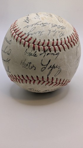 1960 Original New York Yankees Facsimile Autographed Souvenir Ball Mantle Maris - 第 7/9 張圖片