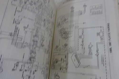 Harley Davidson 84-90 FXR/FLT USED OEM 99483-90 OFFICIAL FACTORY Service Manual - Picture 7 of 12