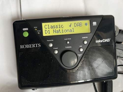 Roberts SolarDAB 2 DAB/FM Black Radio + Rechargeable Batteries + Power Adapter. - Picture 4 of 17