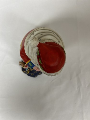 Hallmark The Wonder of Christmas Santa Claus Figurine - Picture 5 of 6