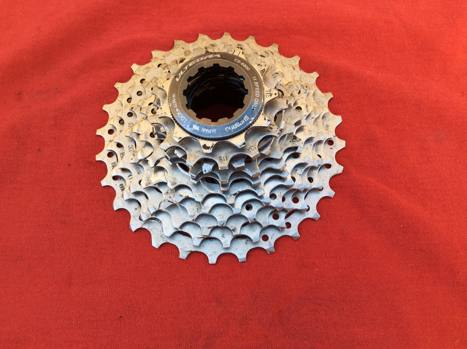 Shimano Ultegra R8000 Cassette 11-28T 11 Speed in great great great condition 7e7a0e Shimano Ultegra R8000 Cassette 11-28T 11 Speed in great great great condition 7e7a0e
