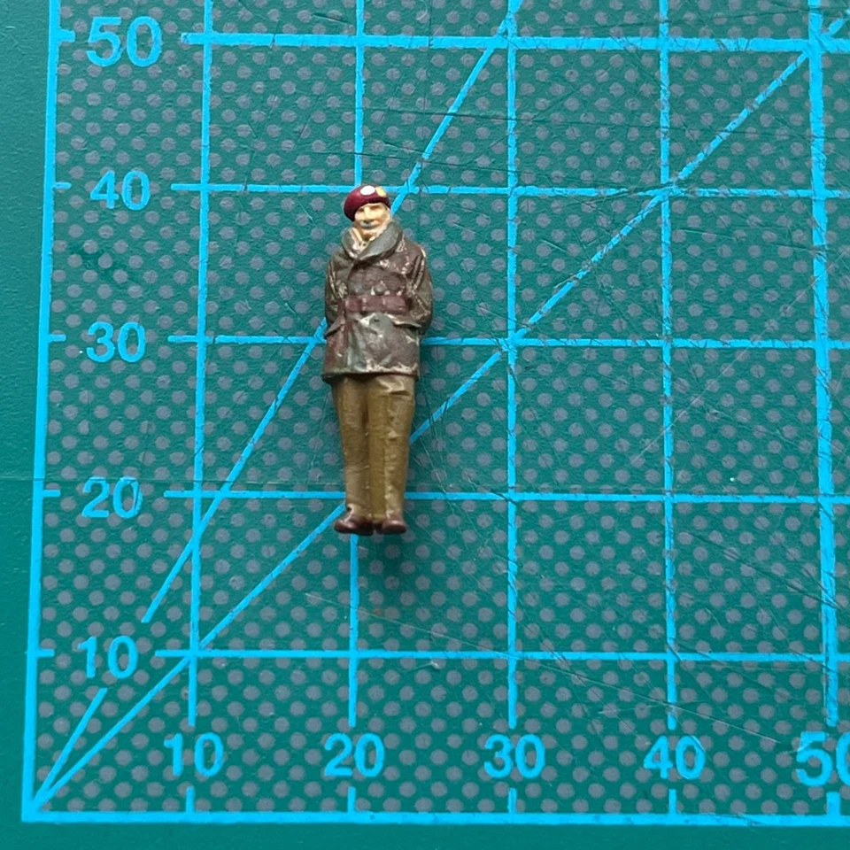 OO GAUGE FIELD MARSHAL MONTGOMERY HAND PAINTED FIGURE WORLD WAR II "MONTY" - Image 2 of 4