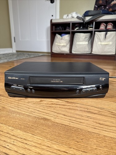 Quasar VHQ-940 Omnivision 4-Head VCR VHS Player Recorder - No Remote - Picture 2 of 11