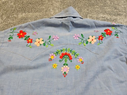 Camisa Hippy Rara De Colección Años 70 Levis Azul Algodón Cambray Bordada a Mano Hecha en EE. UU. - Imagen 10 de 12