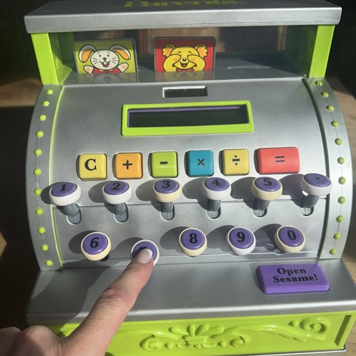 Battat Parents Brand Cash Register with Solar Calculator Math Add Subtract ➕➖➗✖️ - Picture 3 of 15