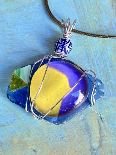 Art Glass Necklace, Pendant, Hand Painted Cabochon, Wire Wrapped Handmade 4250 W - Picture 5 of 12