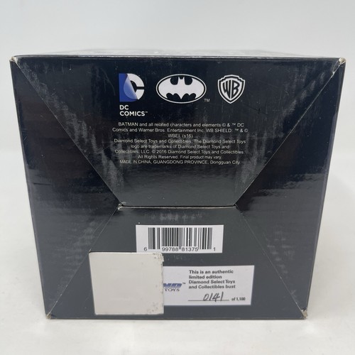 DC Comics Diamond Select Batman The Animated Series The Joker “Almost Got ‘Im” - Picture 6 of 16