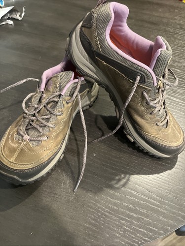 Merrell Damen-Wanderstiefel gestromt Lavendel Größe 10 J48314 einmal getragen