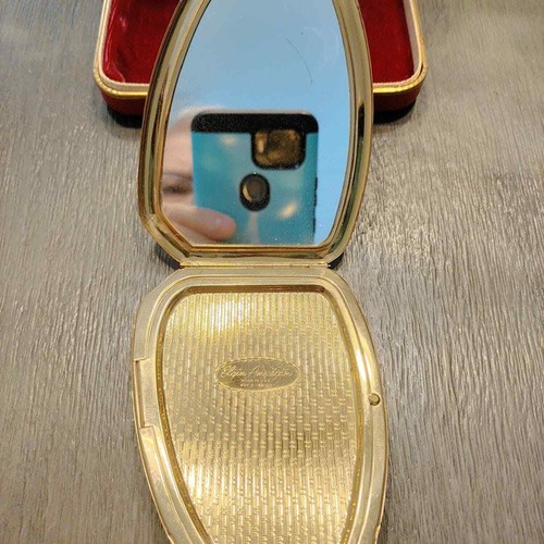 VINTAGE ELGIN AMERICAN GOLDTONE COMPACT - Picture 3 of 9