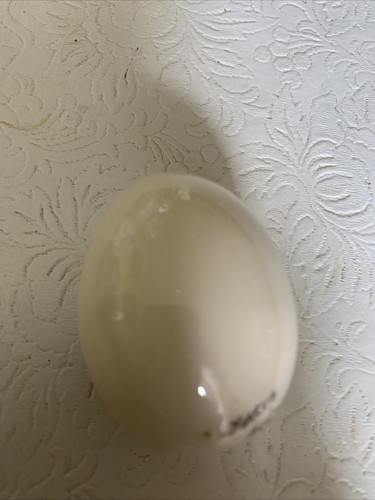 Decorative Egg - Chicken, Flowers & Butterfly - Picture 2 of 5