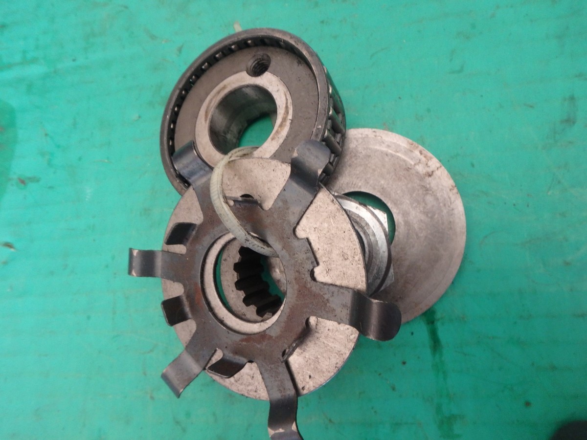 アクセサリー me0724 56700 Kawasaki Ninja ZX7 Off Year 1989 ZX 7 ZX700 clutch mount