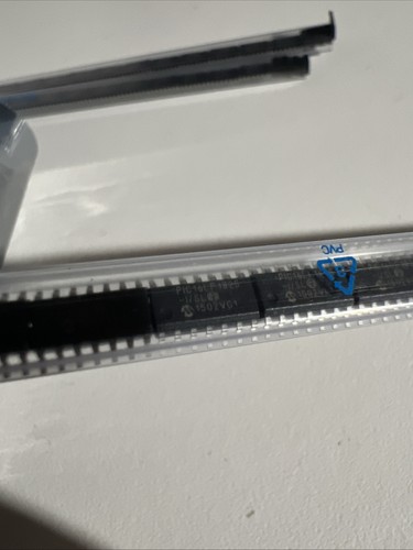 150pc 15PIC16LF1825-I/SL PIC® XLP mTouch 16F Microcontroller IC 8-Bit 32MHz 14KB - Picture 3 of 7