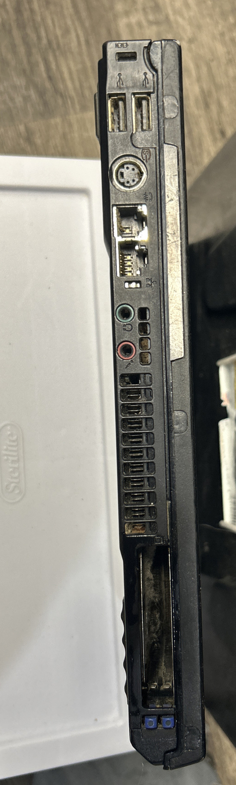 IBM ThinkPad T41 2373 Laptop For Parts - Picture 5 of 5