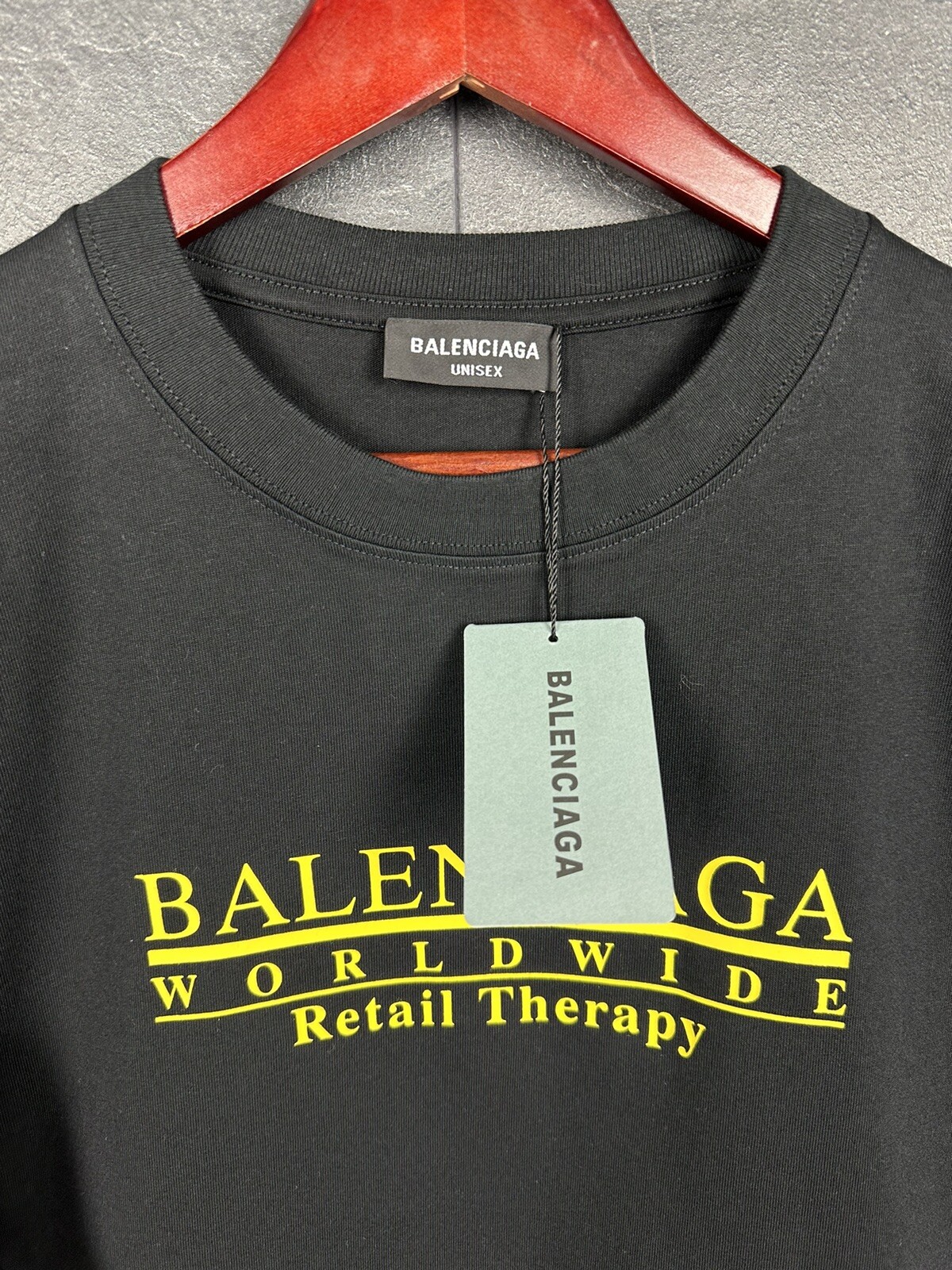 Balenciaga Unisex T-Shirt World Wide Retail Therapy NEW Size M | eBay