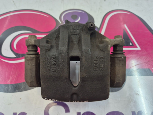 13 KIA SPORTAGE MK3 1.7 CRD NEARSIDE FRONT BRAKE CALIPER & CARRIER 10-15 - Picture 1 of 5