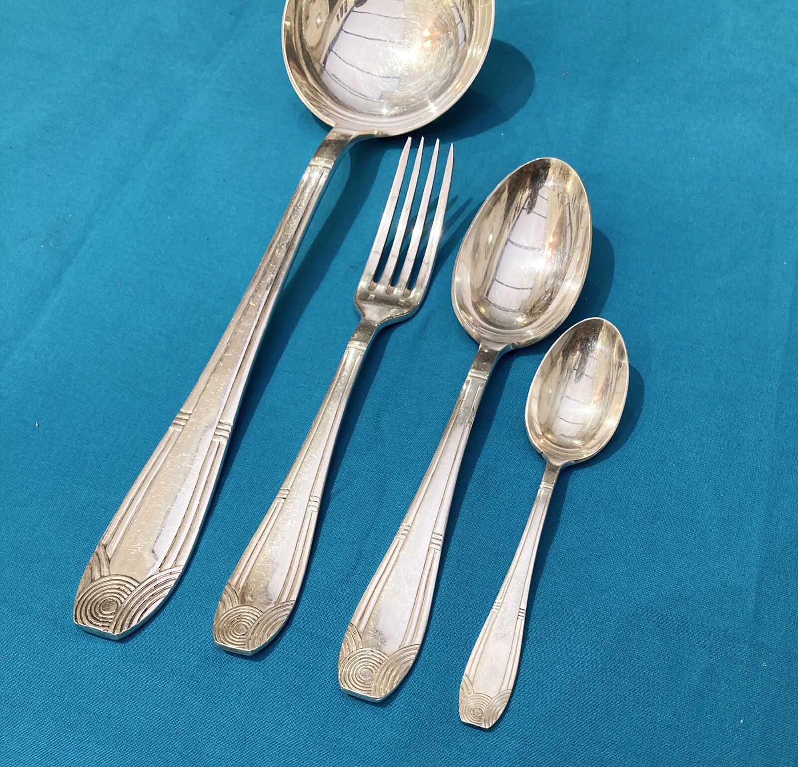 Ménagère ORBRILLE modèle COLISÉE métal argenté 37 couverts écrin table ART DÉCO Winstgevend, HEET