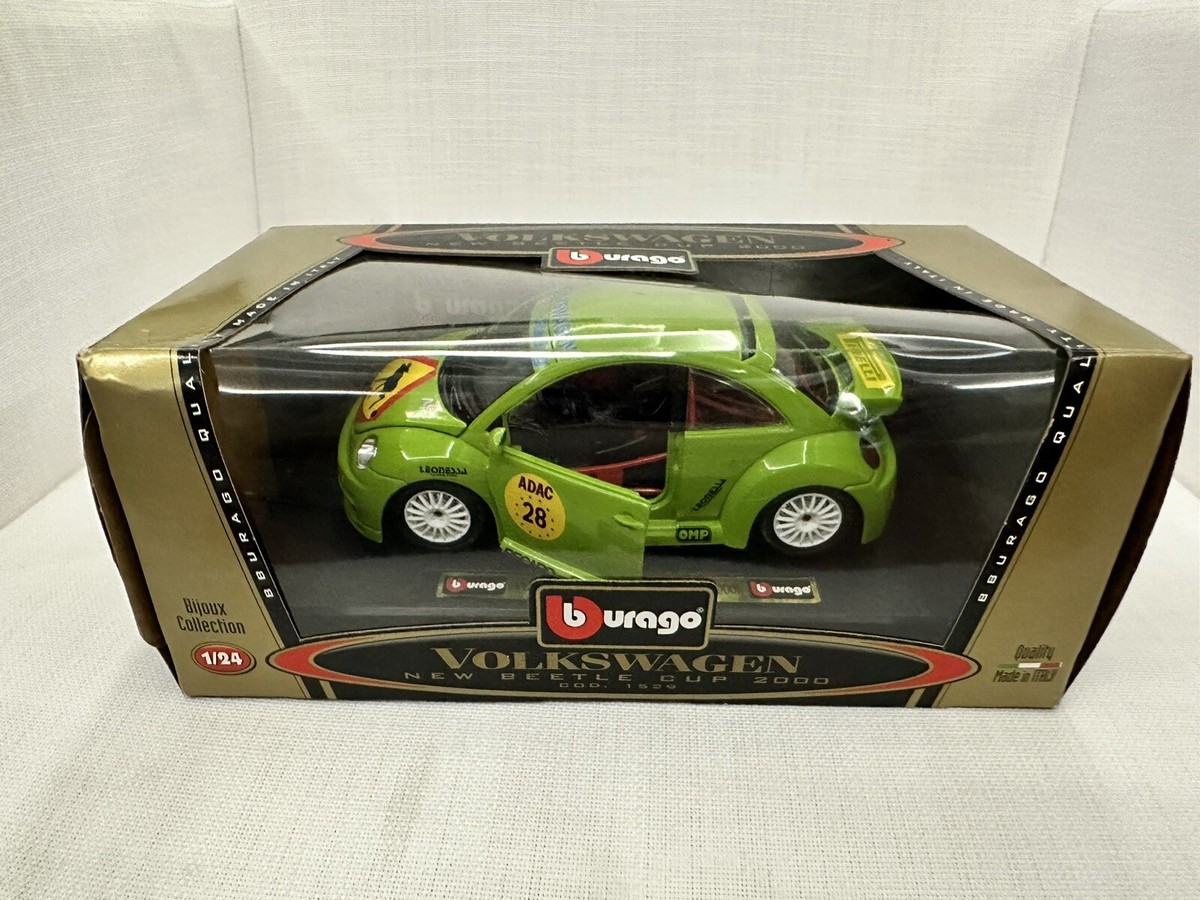 Burago 1/24 VW New Beetle Cup 2000 ADAC Volkswagen Bug Racing Car