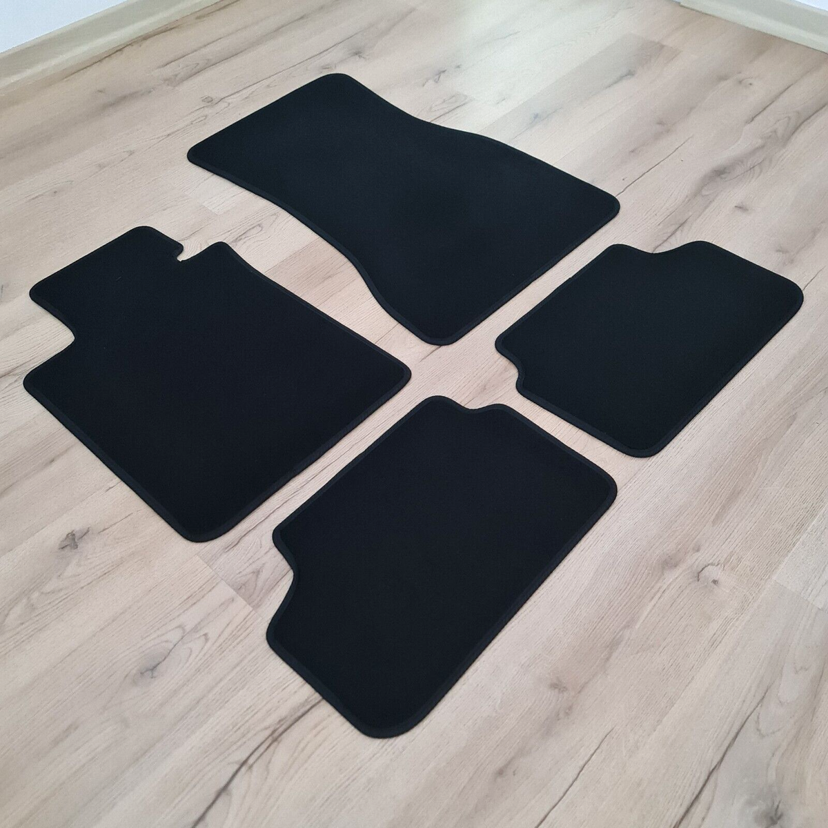 Custom Car Floor Mat for BMW 5 Series E39 1995-2004 E60 F10 G30 2017-2022 Interior Details Accessories Carpet Artificial Leather - 34 Custom Car Floor Mat for BMW 5 Series E39 1995-2004 E60 F10 G30 2017-2022 Interior Details Accessories Carpet Artificial Leather - 34