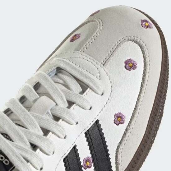 靴 adidas Originals Women's Samba OG flower Wmns Samba OG 'White Floral Embroidery' - Adidas - IF4398