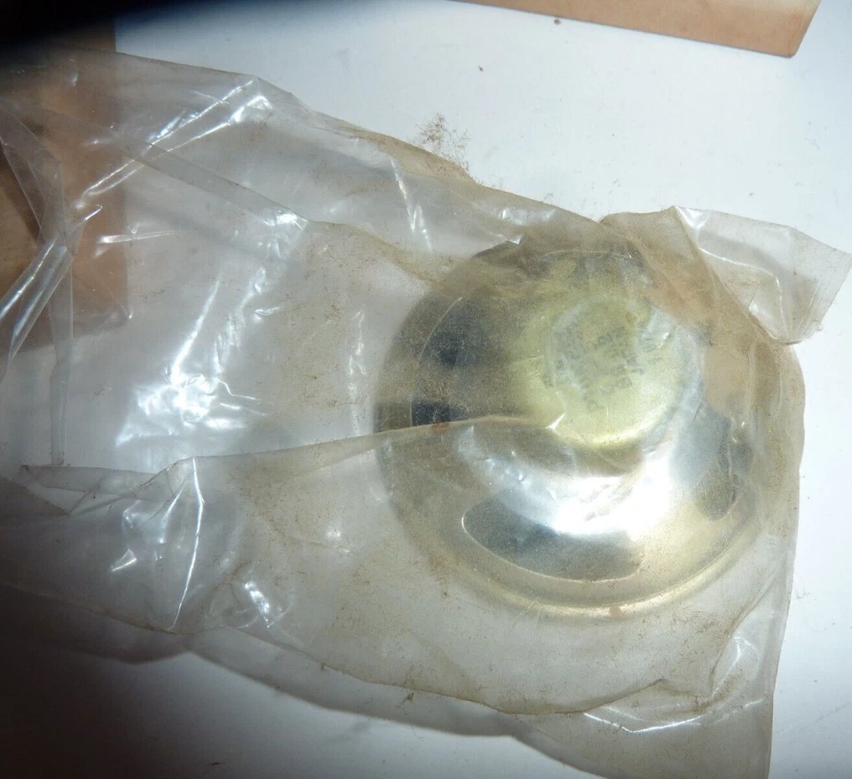 Altavoz Speco 2 1/4" Vintage NOS Modelo 57-52 8 OHM S-46 Foto 3 de 3