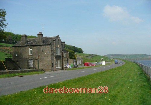 PHOTO THE TURNPIKE INN ROCHDALE ROAD A672 RISHWORTH FORMERLY CALLED THE DERBY. - 第 1/1 張圖片