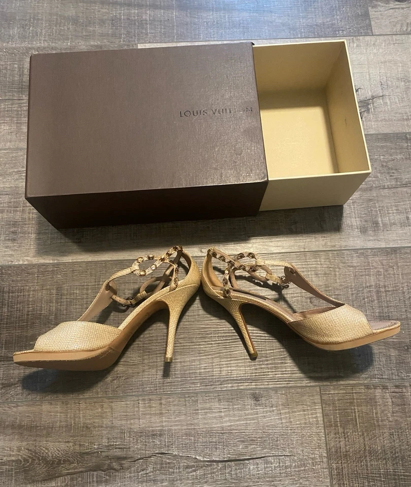 Sandalias Louis Vuitton con adornos de cristal correa en T beige con caja talla 37,5 Foto 2 de 4
