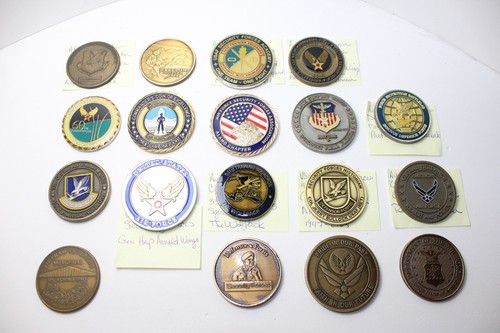 Lot 18 US Air Force Military Challenge Coins POW Police Lackland Randolph TX - Bild 6 von 17