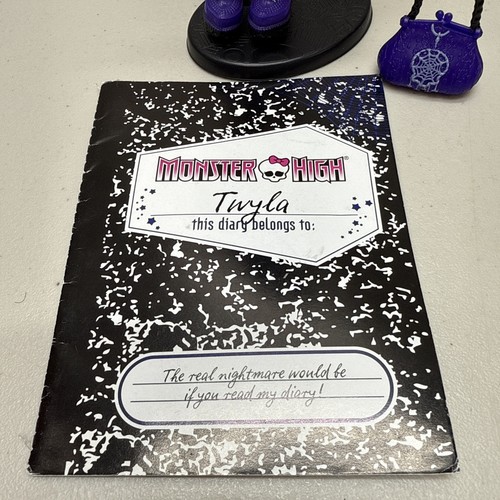 Monedero Monster High 13 Wishes Twyla Doll Stand Original Mattel 2013 COMO EN LAS FOTOS - Imagen 2 de 15