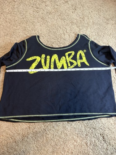 Camisa corta Zumba manga larga para mujer pequeña negra de gran tamaño - Imagen 5 de 6