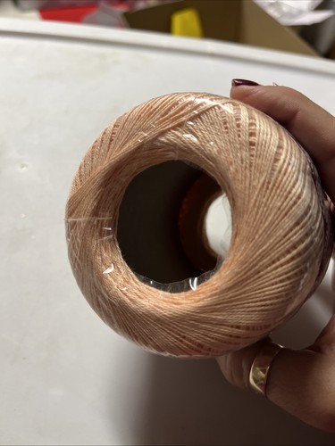 Grandma’s Best Crochet Thread #23 Peach 350 yardas talla 10 - Imagen 3 de 4