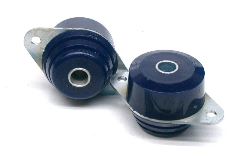 SuperPro 1965 Triumph TR4A Base Rear Differential Mount Bushing Kit Foto 2 de 2