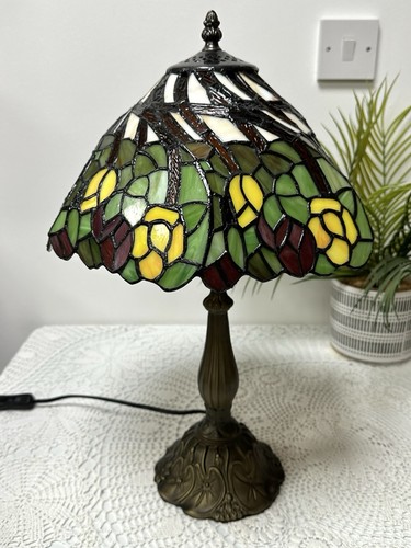 Tiffany Style Table Lamp tulip and flowers - Picture 4 of 17