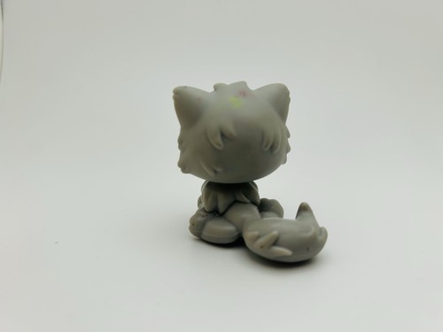 Littlest Pet Shop Cats Lot Of 5 Including Magic Motion Tongue X2 Magnet - Picture 7 of 12