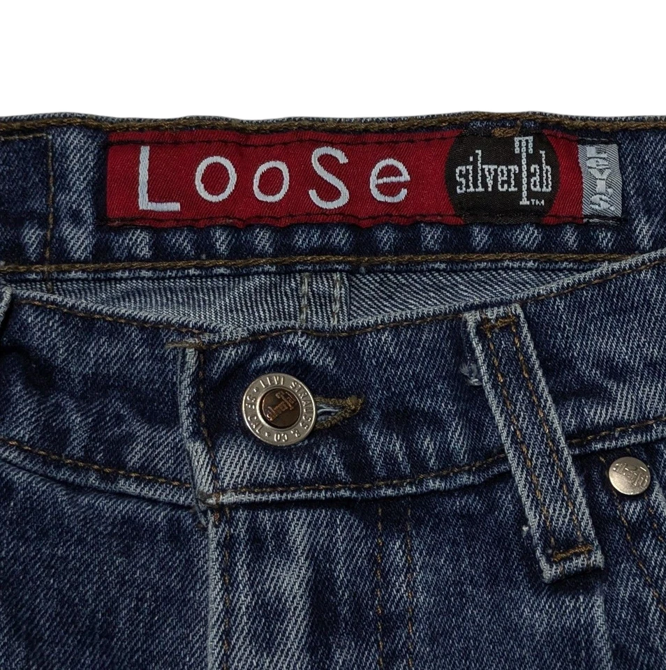 Pantalones Cortos de Denim Levi's SilverTab Vintage Años 90 Para Hombre 31 (30x9) Plisados Sueltos EE. UU. Foto 3 de 4