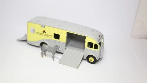 Dinky 979 AEC Newmarket Horse Box - Vintage Restored Model