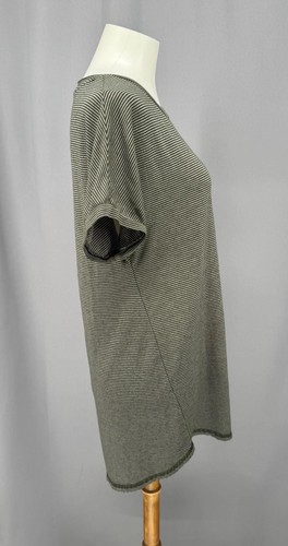 ModCloth Tunic Womens Medium Gray White Striped Short Sleeve Stretch Lagenlook - Picture 2 of 9