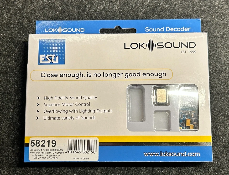 Rapido HO Burlington Northern Cab Car Loksound DCC/Sound Decoder (decoder only) - Image 2 of 4