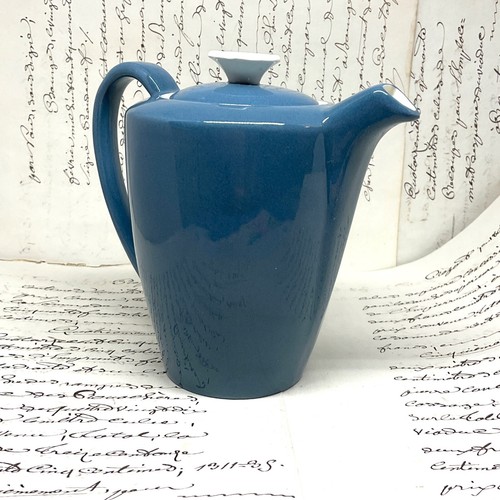 Vintage Poole Pottery Twintone Hot Water Jug & Lid  Blue Teal Ceramic TINY CHIP - Imagen 2 de 13