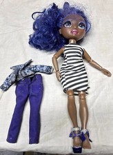 MGA Entertainment Rainbow High Krystal Bailey Fashion Doll with Outfits Modern