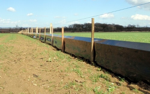 Newt/Reptile Fencing Semi Permanent 100m Rolls - Picture 1 of 4